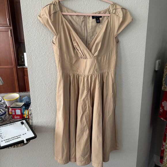 Pink Tartan Beige Vneck Knee Length Cap Sleeve Sheath Dress Size 8 - Picture 10 of 10